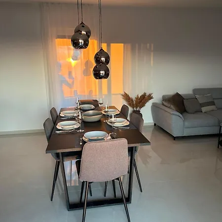 Apartment Blue Sunrise, With Pool,terace & Stunning Views